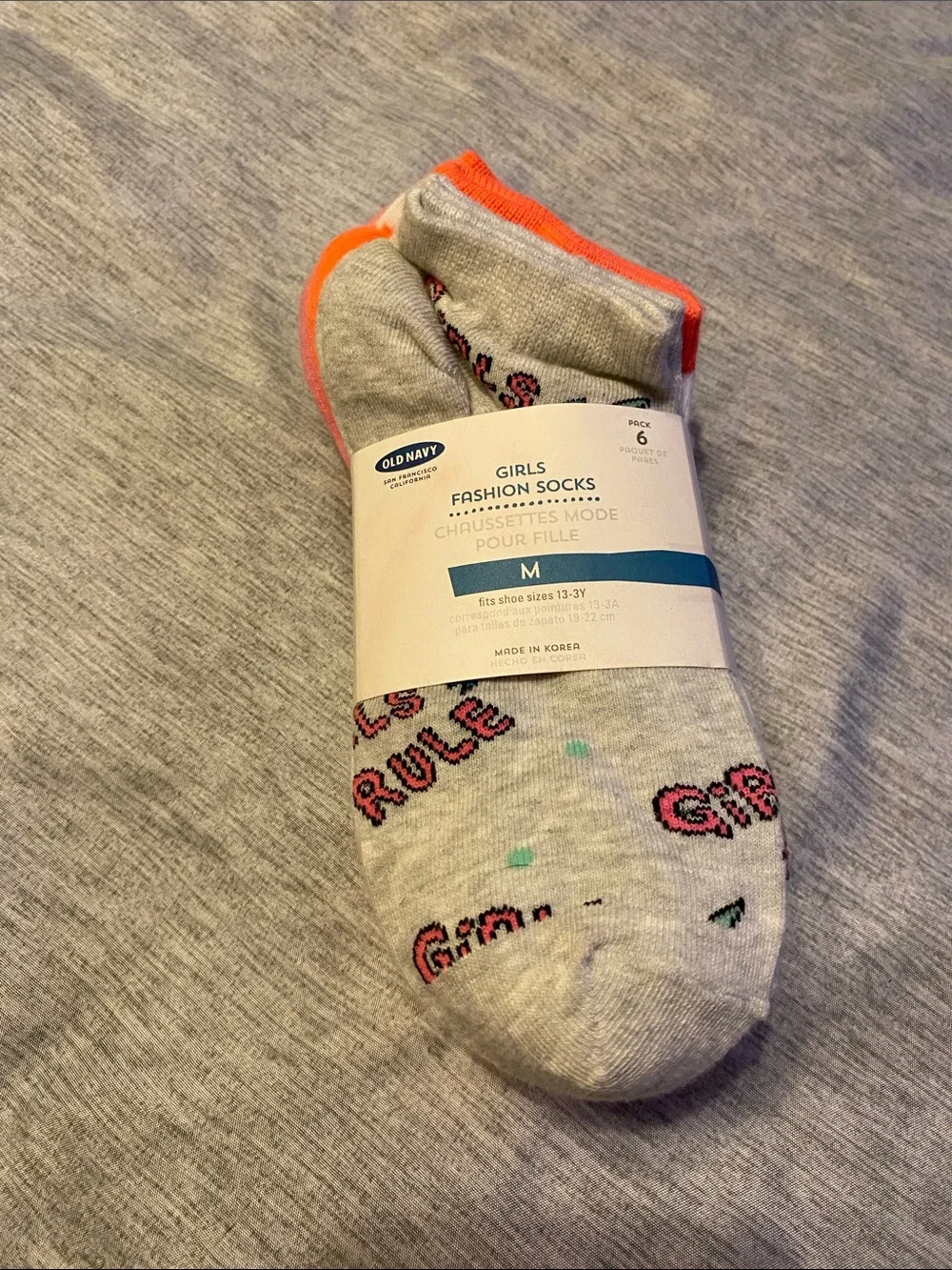 NWT Old Navy Girls Fashion Socks 6 Pack Fits Shoe Sizes 13-3Y